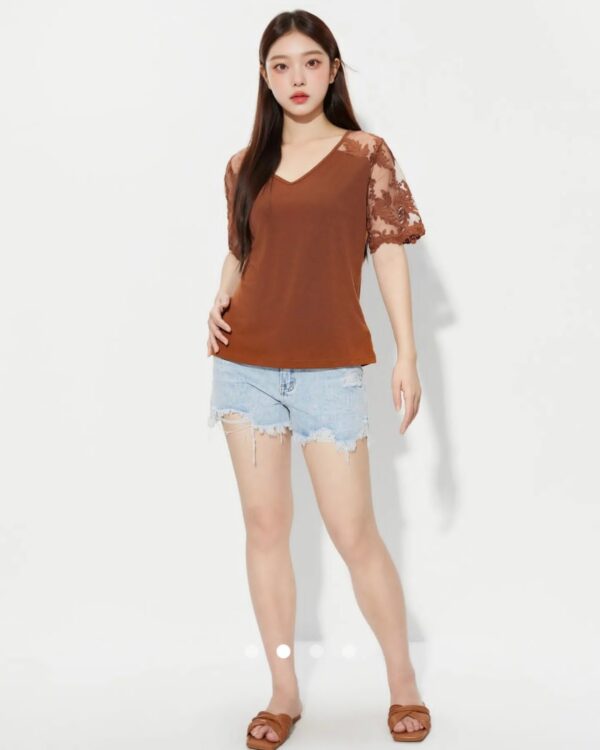Korean top