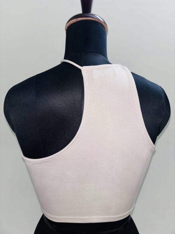 Bershka seamless Asymmetric top - Image 3