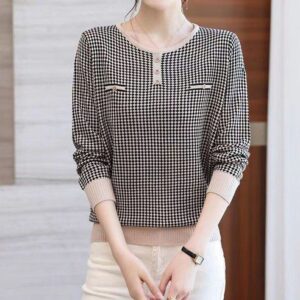 Black And White Checkered Knit Pullover Sweater