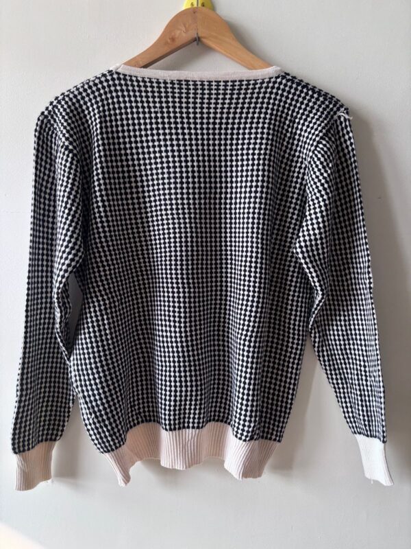 Black And White Checkered Knit Pullover Sweater - Image 2