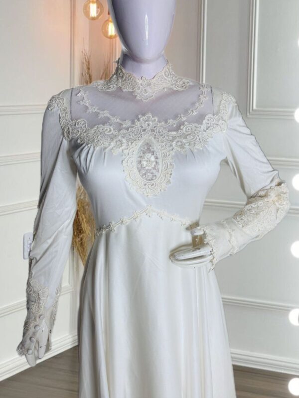 White elegant vail dress - Image 2